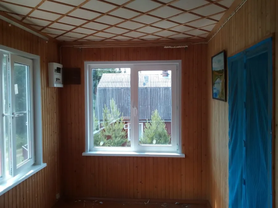 Остекление  дачного домика в поселке Левково 