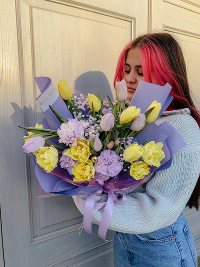 Букет с пионовидными тюльпанами