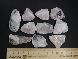 Кварц розовый, необработанный "дикий" в ассортименте, Бразилия (30-35 мм, 10-15 г) №21798