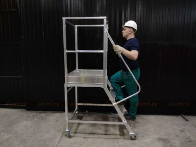 Лестница с площадкой ЛС 1.0