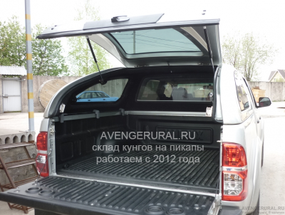 Toyota Hilux Vigo c кунгом Carryboy G500 остаётся достаточно вместительной. Но холодильник не влезет