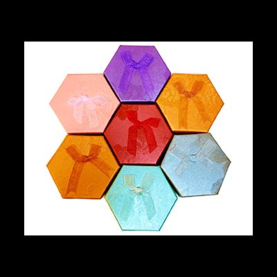 Подарочные коробочки «В форме соты». Диагональ: 8 см.