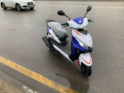 Скутер VENTO CITY