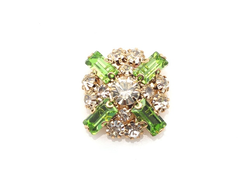 ПУГОВИЦЫ ДЕКОРАТИВНЫЕ СО СТРАЗАМИ, 25 мм. 50 шт. РК-00052. Цвет: салатовый