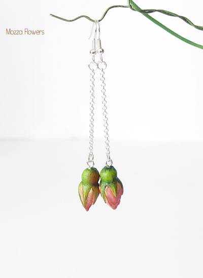 Серьги-цепочки "Бутоны роз" .