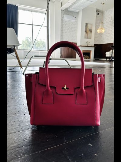 Женская небольшая сумка из натуральной толстой кожи Vera Pelle  P022032 цвет фуксия