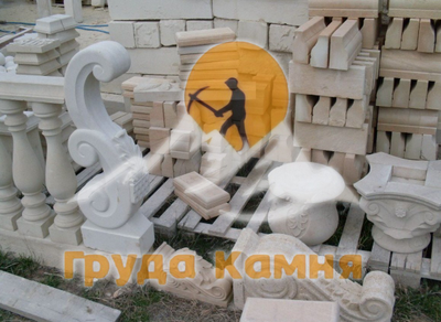 Перила каменные с балясинами