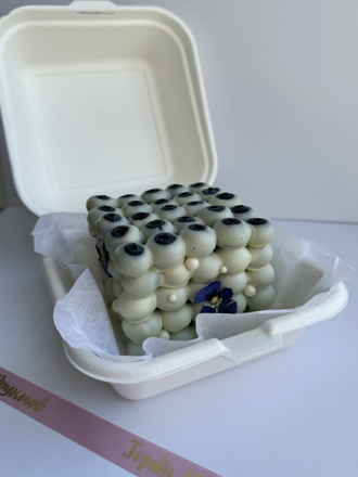 Бенто - торт из голубики