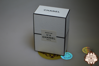 духи Chanel №19 (Шанель 19) купить винтажная парфюмерия (парфюм) - магазин винтажных духов музея