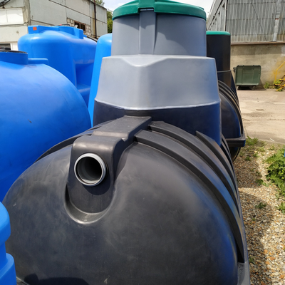 Место для подключения емкости U2000 к трубе ливневой канализации