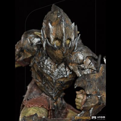 Бронированный орк ("Властелин Колец")  - Коллекционная СТАТУЯ 1/10 Armored Orc (WBLOR43021-10) - Iron Studios