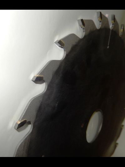 Пилы дисковые 300х32х24z(3,6/2,5) WST с твердосплавными напайками