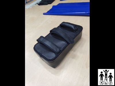 Макивара на руку, натуральная кожа, толщина кожи свыше 2,0 мм DNN