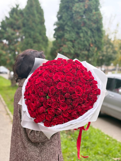 Букет из 151 кенийской розы Red