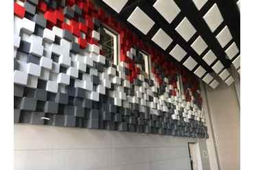 Смонтированные блоки. Готовый результат. Монтаж прошел довольно быстро, благодаря тому, что блоки с производства поставлялись полностью готовыми и окрашенными, со встроенной системой крепежа.