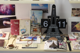Flip clock часы Paris в виде Эйфелевой башни