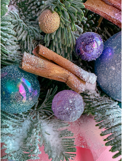 Композиция с елью "Баббл гам"