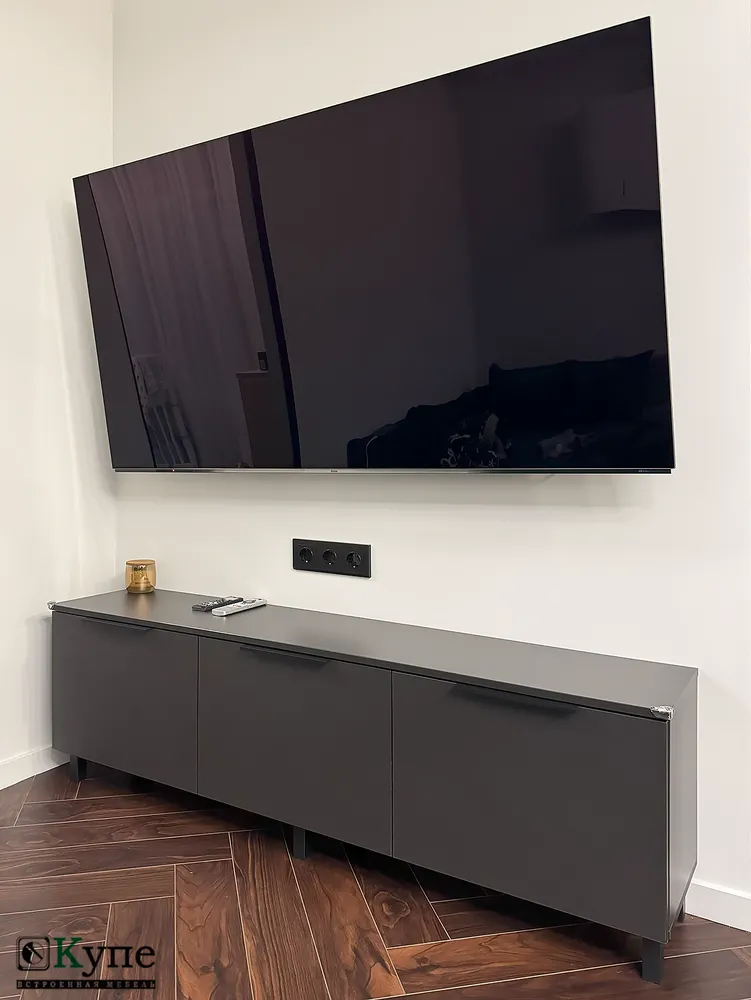 026 Тумба под ТВ. ЛДСП Egger U899 ST9 Нежный черный