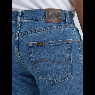 Джинсы Lee® 200 REGULAR FIT STRAIGHT LEG JEAN