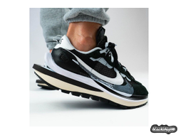 NIKE X SACAI VAPOR WAFFLE BLACK (36-45)