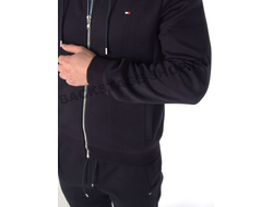 Спортивные костюмы