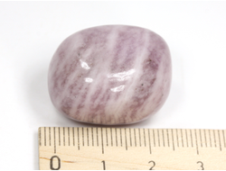 Лепидолит сиреневый, галтовка, Бразилия (25*19*18 мм, 18 г) №35170