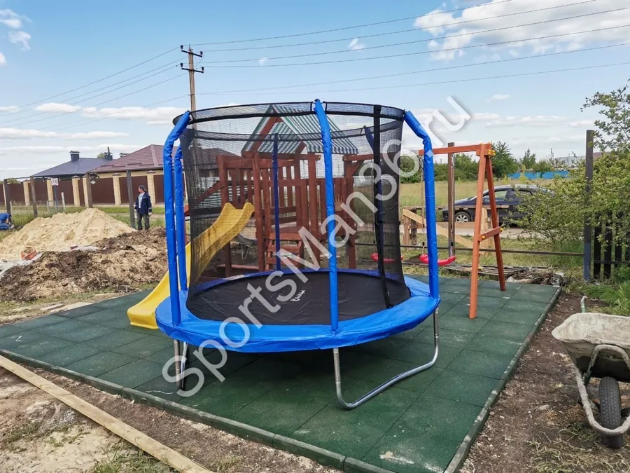 БАТУТ С ЗАЩИТНОЙ СЕТКОЙ PERFETTO SPORT 8 ДИАМЕТР 2,4 М