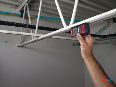 Лазерный дальномер Milwaukee LDM 80 4933446125