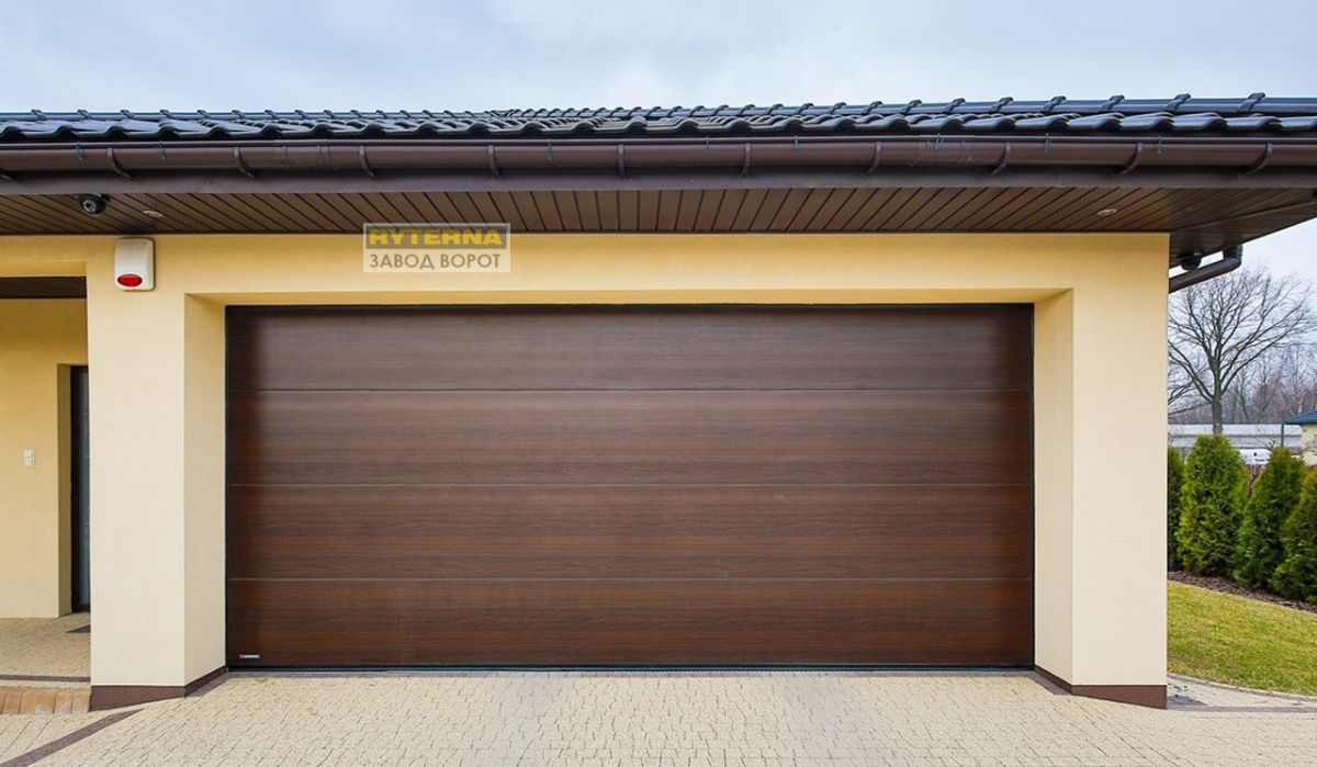 секционные гаражные ворота - теплые энергоэффективные конструкции для паркоместа