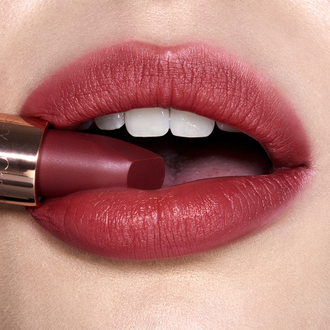 Charlotte Tilbury Matte Revolution Помада для губ WALK OF NO SHAME