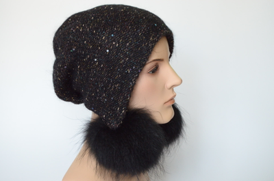 Женская шапка черная с помпонами Вицио Италия