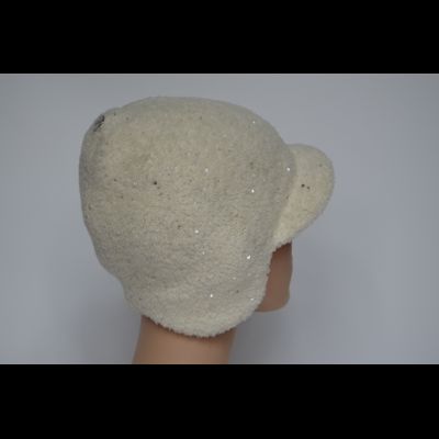 Вязаная жокейка с ушками женская зимняя Vizio Италия 9009 VU белая