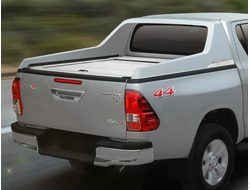 Жалюзи со спойлером CARRYBOY ROLLER LID HILUX REVO CB-776