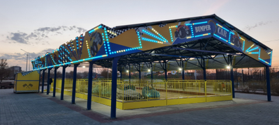 Автодром с питанием от пола 15х16 м.