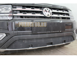 Защита радиатора Volkswagen Teramont 2017- black низ с парктроником