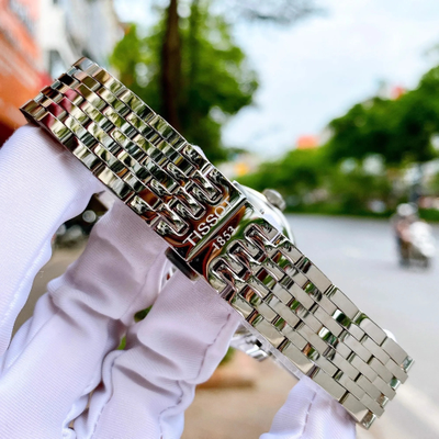 Швейцарские часы Tissot T006.428.11.038.02