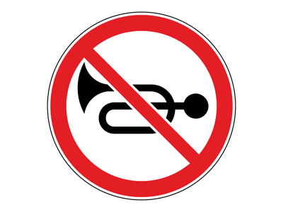 Знак дорожный 3.26 Подача звукового сигнала запрещена