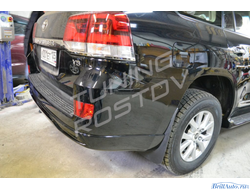 Комплект обвесов Executive Black & White Toyota Land Cruiser 200 2016+