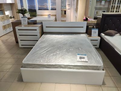 Кровать "Наоми" (КР-11) 1,6м МДФ белый глянец (БТС)