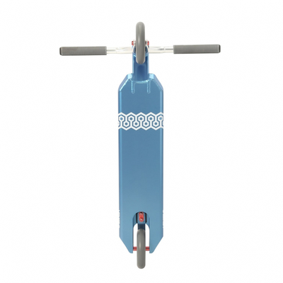 Идеальный выбор для парковых райдеров: синий трюковой самокат AZTEK Corsa Complete.