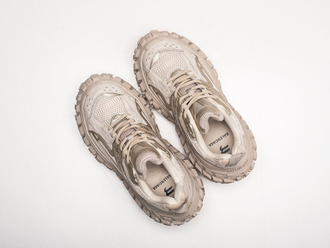 Balenciaga Defender Sneaker Beige