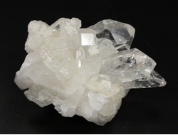 Кварц горный хрусталь, друза, Бразилия (51*38*38 мм, 44 г) №36231