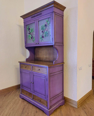 Буфет с витражами, в технике фьюзинг.