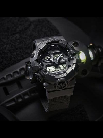Часы Casio G-Shock GA-700BCE-1A