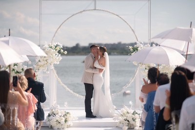 Арка для выездной церемонии "Lux"