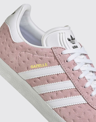 Adidas Gazelle Pink вблизи