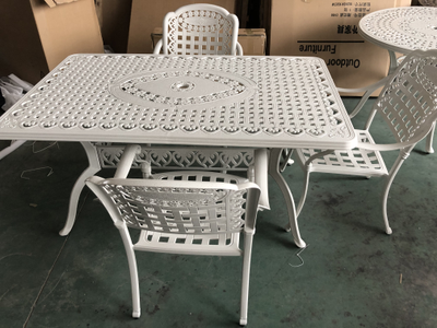 Белая обеденная группа Volcano