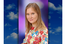 Лянгузова Елена Павловна;
Должность:  и.о.директора;
Квалификационная категория: высшая;
Образование: высшее
