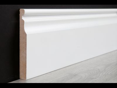 Плинтус напольный