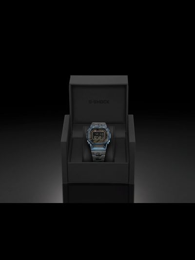Часы Casio G-Shock GMW-B5000TCF-2E